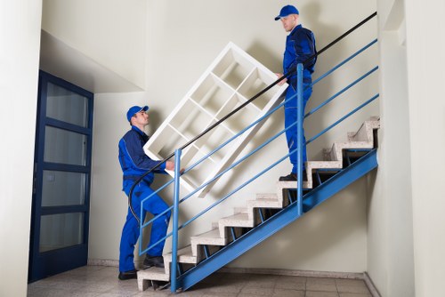 Careful packing and moving preparation for a Kennington house move