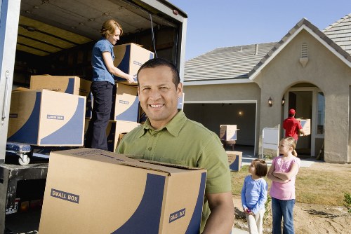 Kennington removal truck hire for residential and business moves